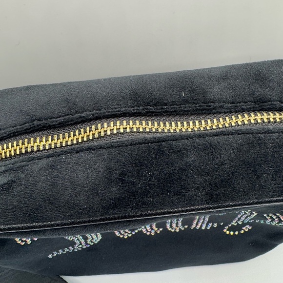 Juicy Couture Black Velvet Crossbody Bag 💕 - Picture 4 of 8